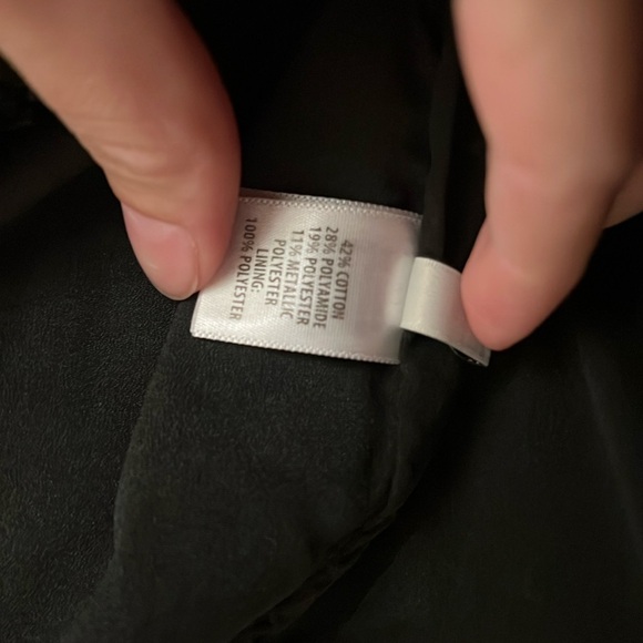 STUNNING! “ST.JOHN’ 2 Piece Black Boucle Dress and Jacket Set! Size 6 - Picture 12 of 16